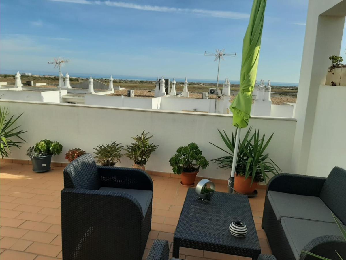Apartamento Vista Mar 카바나스데타비라 외부 사진